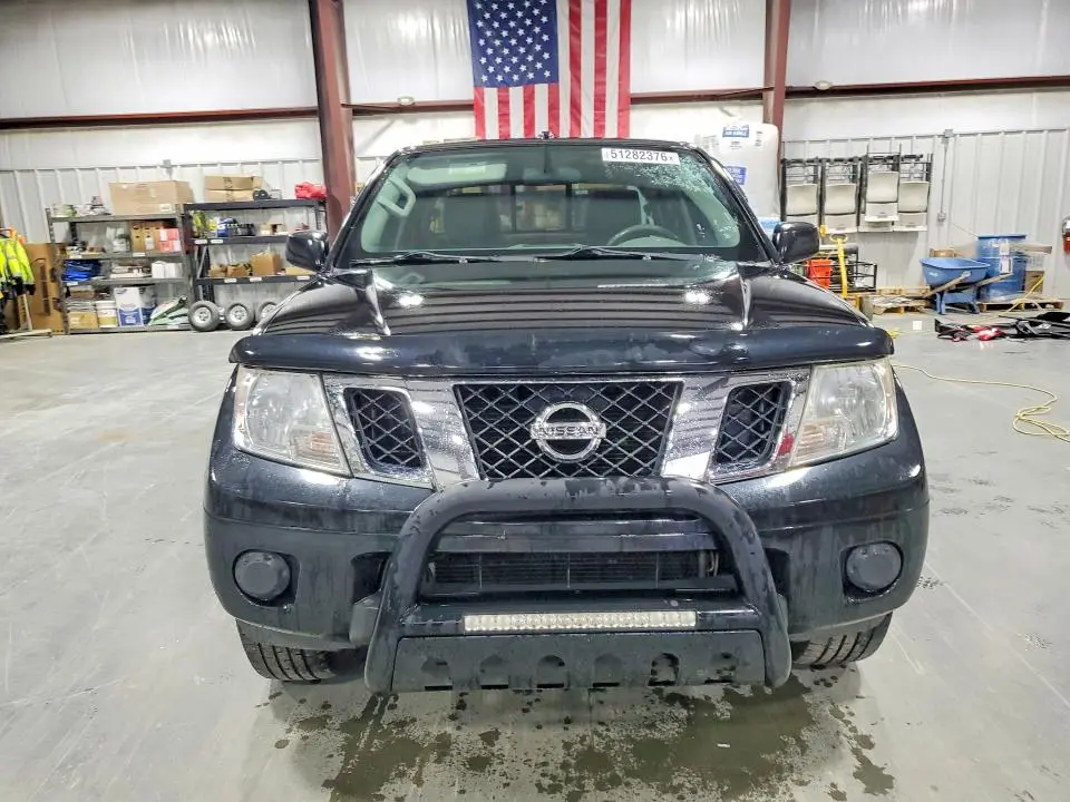 2018 NISSAN FRONTIER SV  