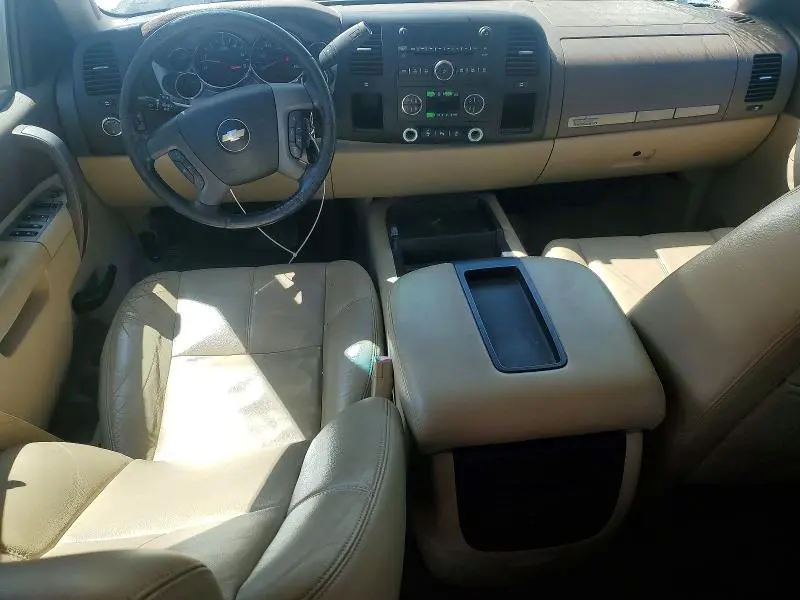 2013 CHEVROLET SILVERADO C1500 LT  