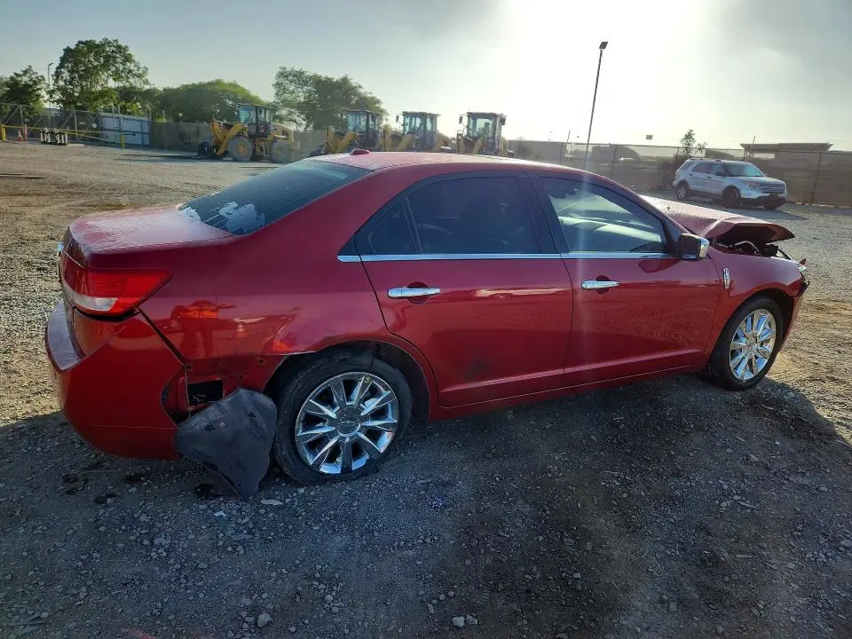 2011 LINCOLN MKZ   
