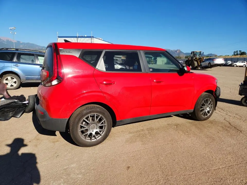 2021 KIA SOUL LX  