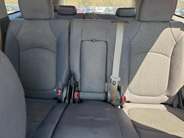 2011 CHEVROLET TRAVERSE LT  