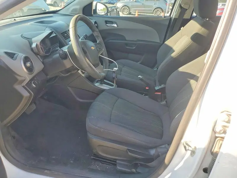 2015 CHEVROLET SONIC LT  