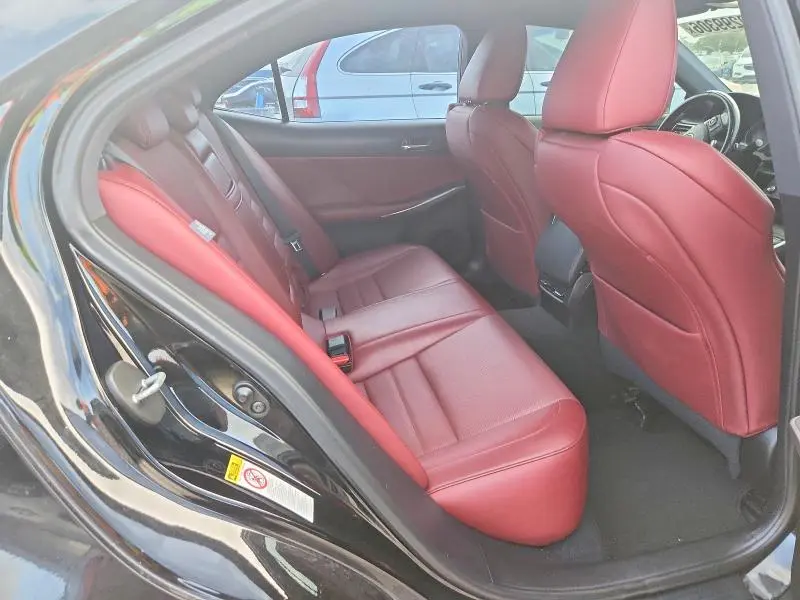 2016 LEXUS IS 200T  