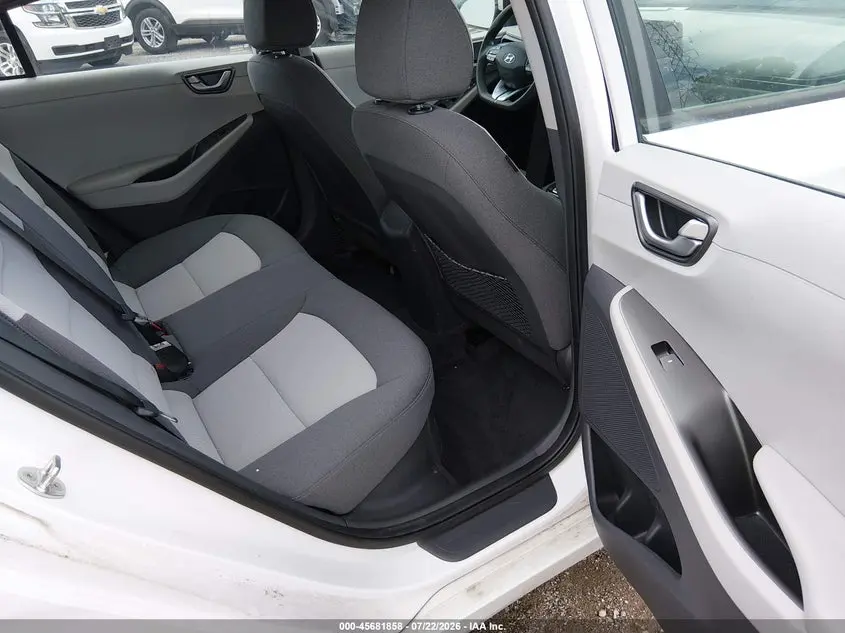 2020 HYUNDAI IONIQ HYBRID BLUE