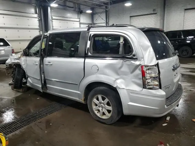 2010 CHRYSLER TOWN & COUNTRY TOURING  