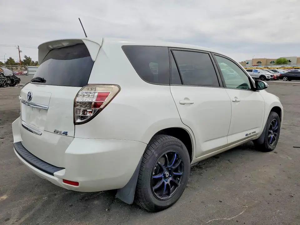 2014 TOYOTA RAV4 EV BASE  