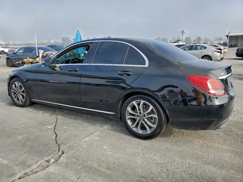 2017 MERCEDES-BENZ C 300  