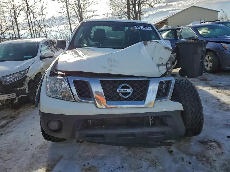 2013 NISSAN FRONTIER S  