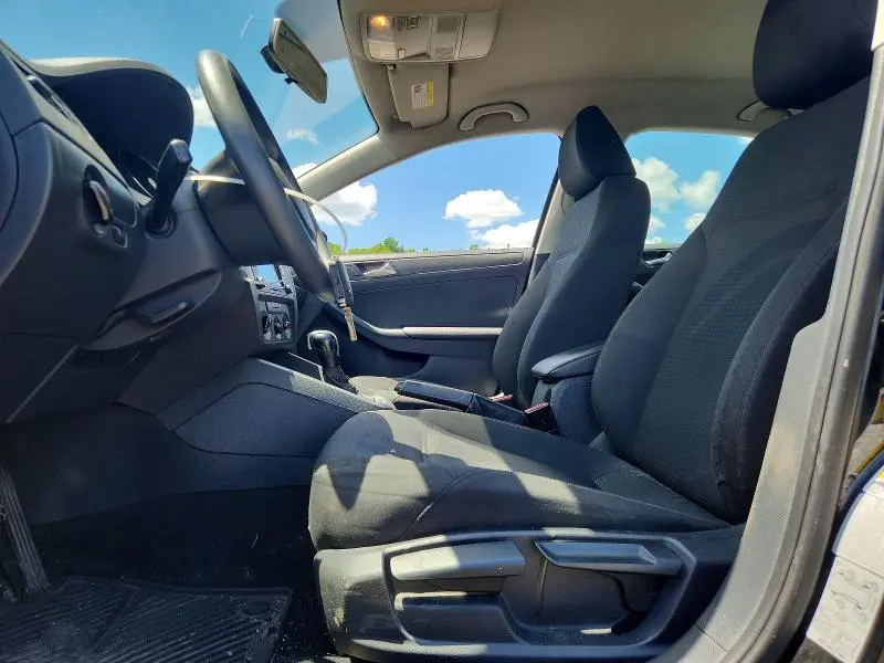 2015 VOLKSWAGEN JETTA BASE  