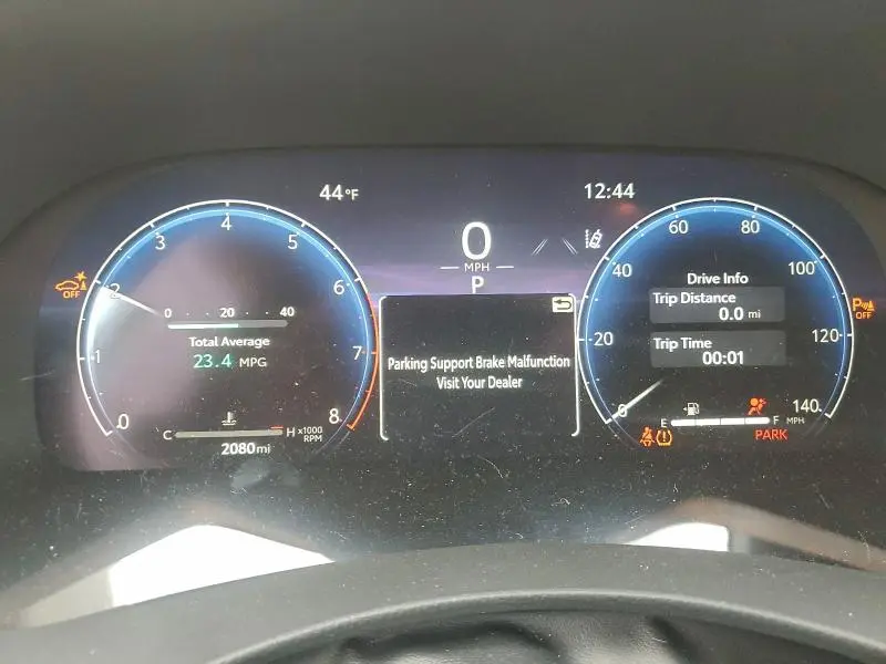 2025 TOYOTA HIGHLANDER LE  