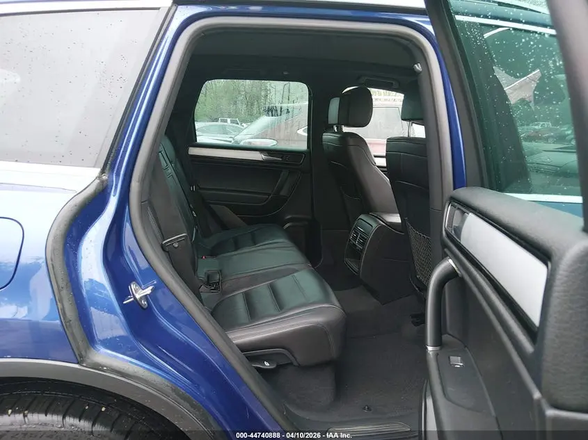 2017 VOLKSWAGEN TOUAREG V6 WOLFSBURG EDITION