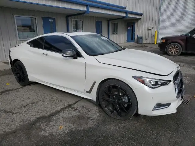 2021 INFINITI Q60 LUXE  