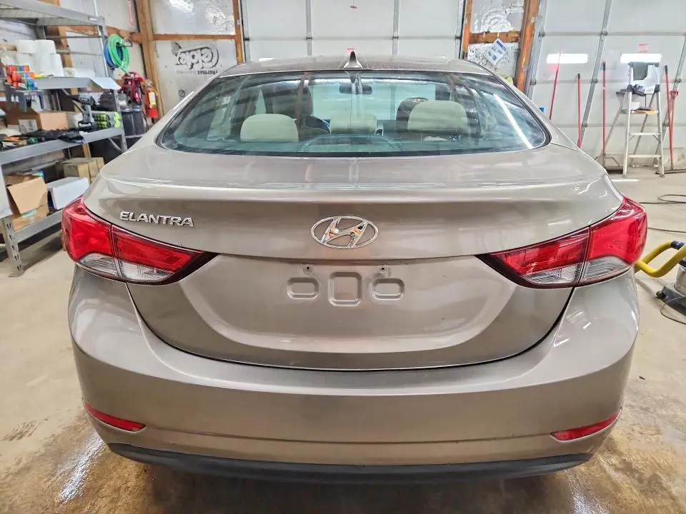 2014 HYUNDAI ELANTRA SE  