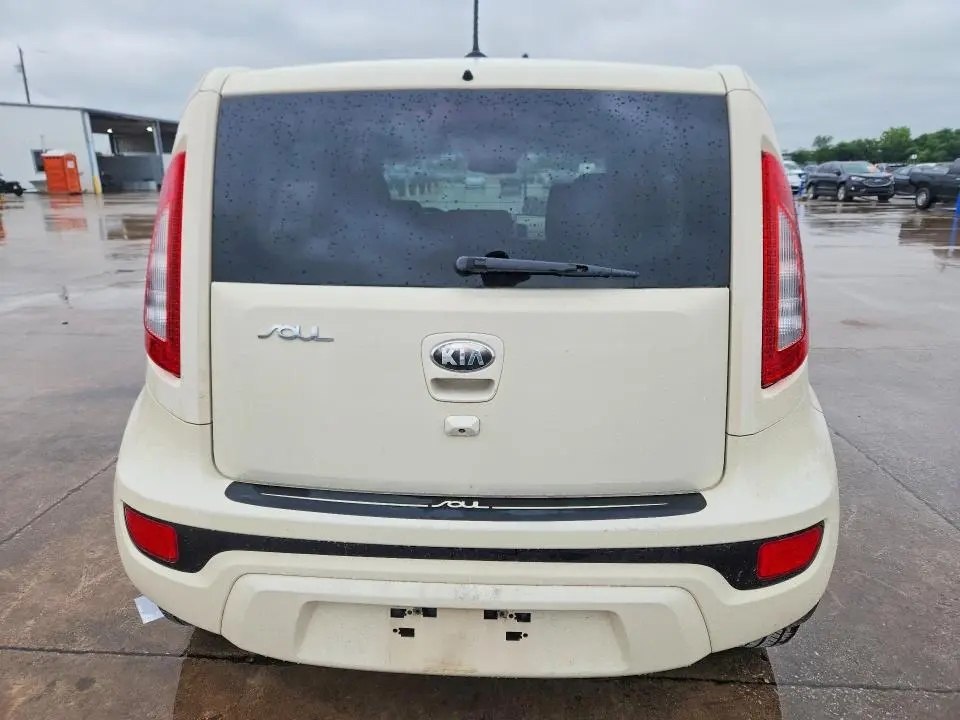 2013 KIA SOUL !  
