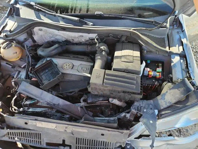2011 VOLKSWAGEN TIGUAN S  