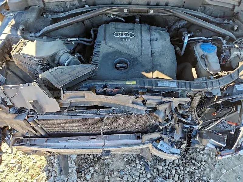 2013 AUDI Q5 PREMIUM  