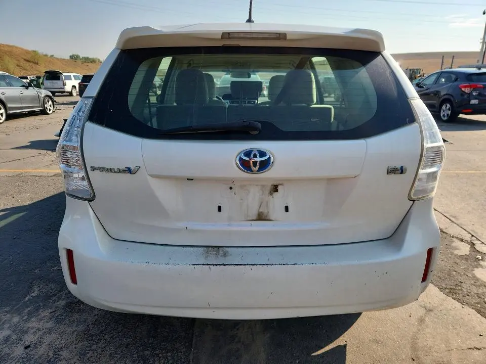 2013 TOYOTA PRIUS V TWO  