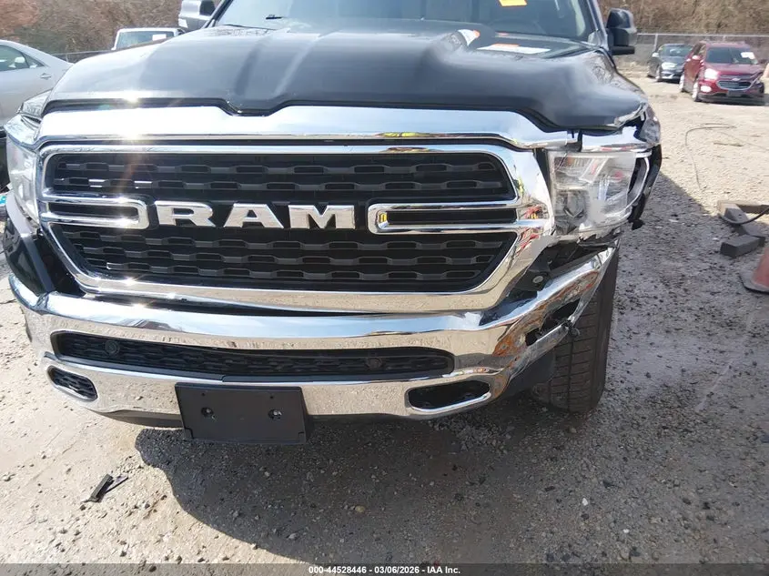 2022 RAM 1500 BIG HORN  4X4 6'4 BOX