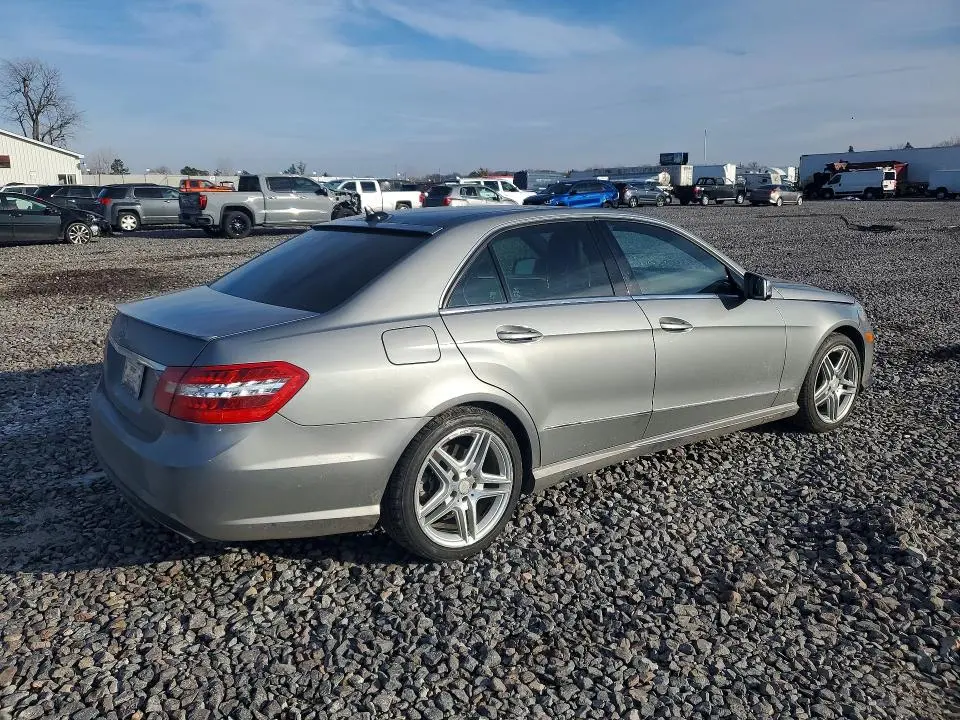2011 MERCEDES-BENZ E 350  