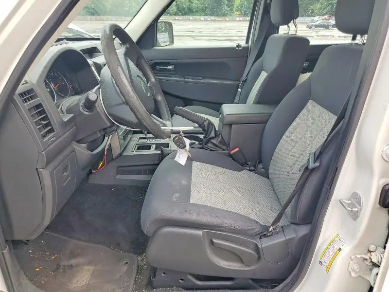 2010 JEEP LIBERTY SPORT  