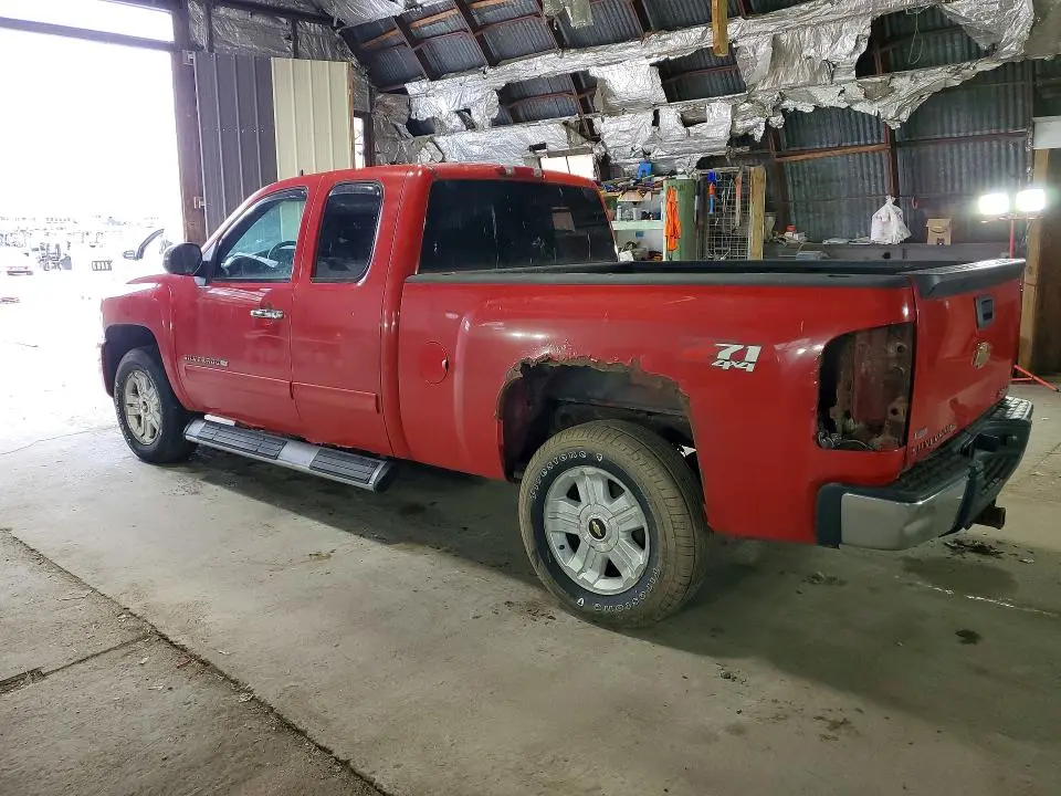 2011 CHEVROLET SILVERADO K1500 LT  