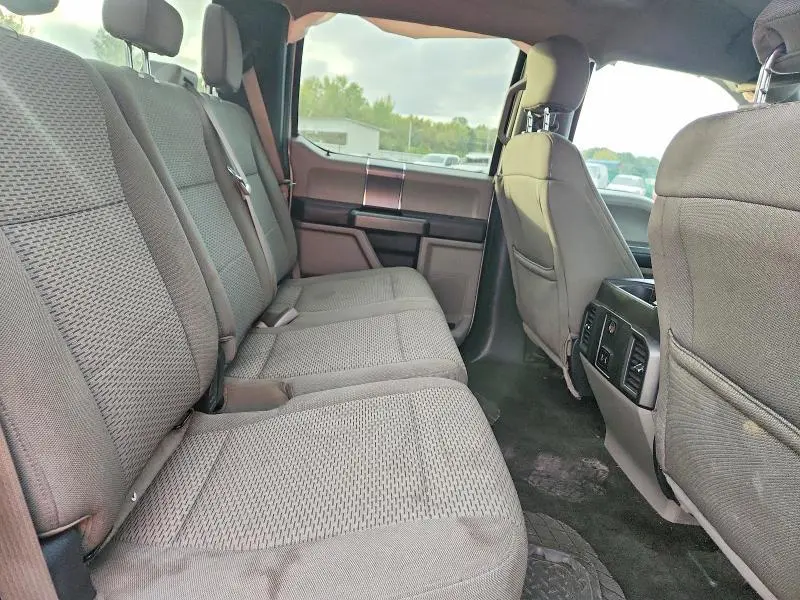 2017 FORD F150 SUPERCREW  