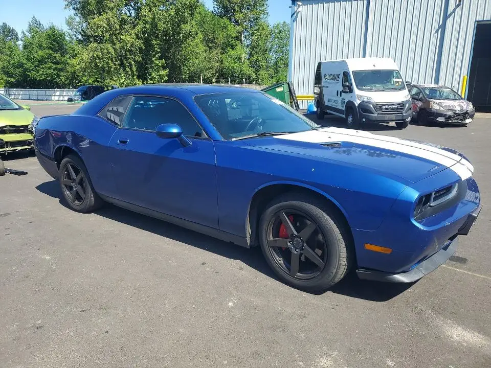 2010 DODGE CHALLENGER SE  
