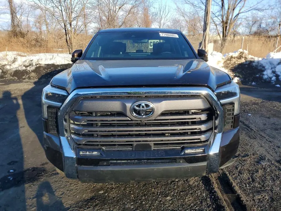 2025 TOYOTA TUNDRA CREWMAX LIMITED  