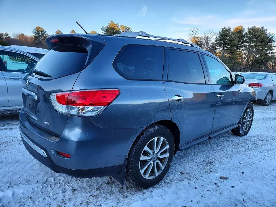 2015 NISSAN PATHFINDER S  