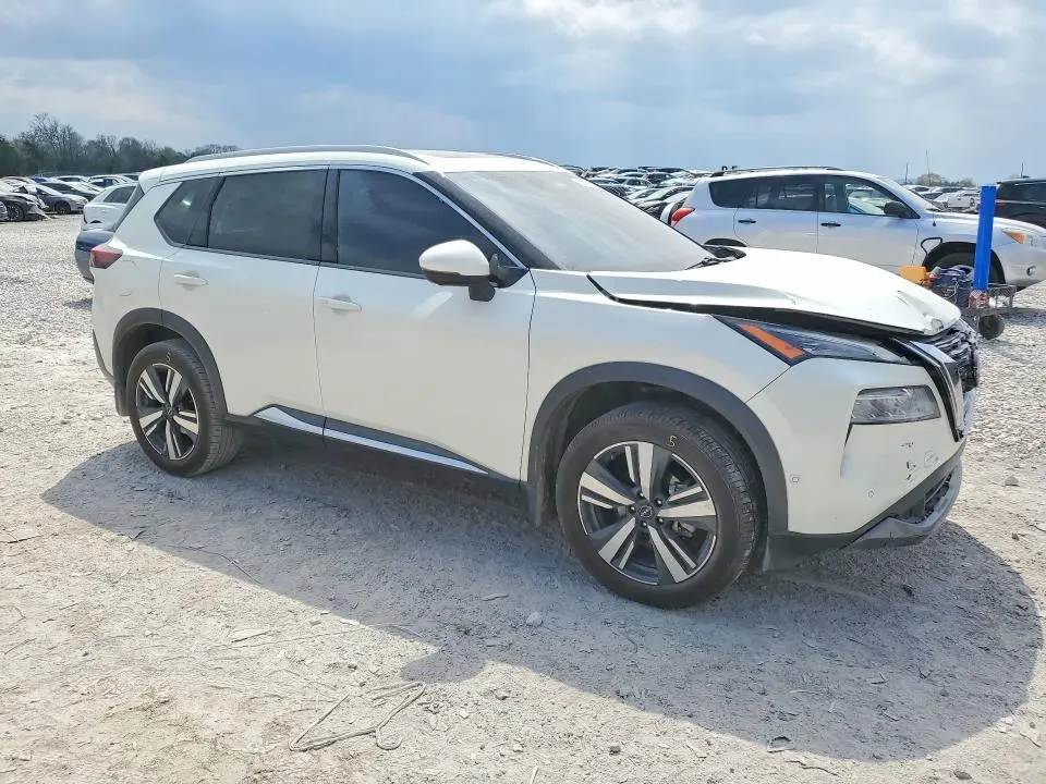 2023 NISSAN ROGUE SL  