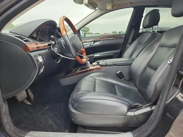 2010 MERCEDES-BENZ S 550  