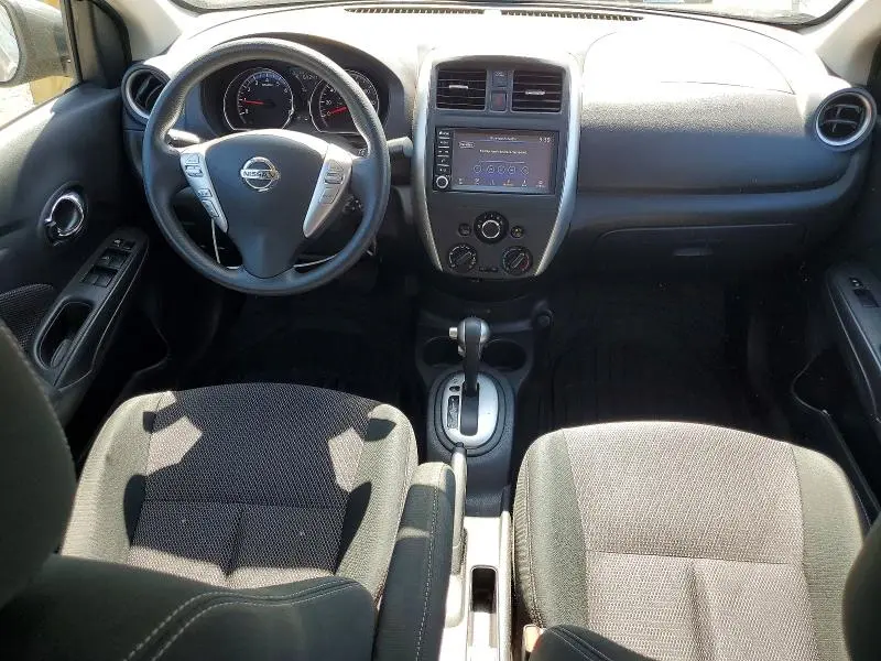 2019 NISSAN VERSA SV  