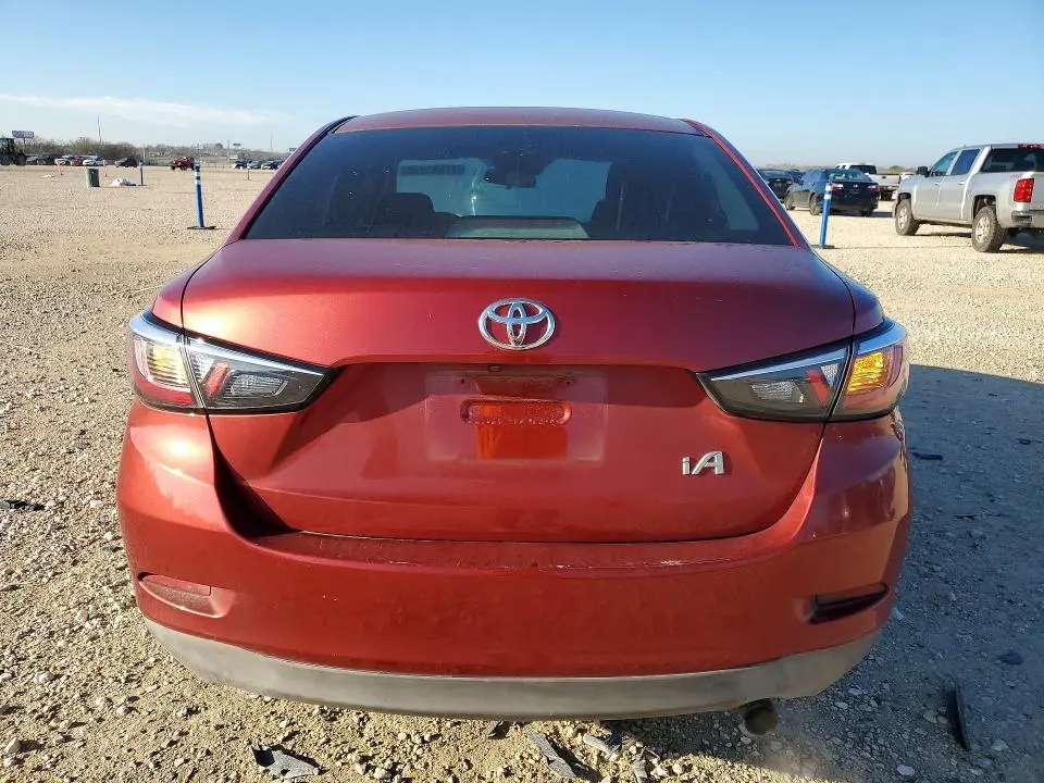 2017 TOYOTA YARIS IA   