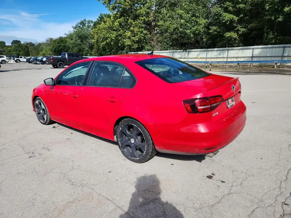 2016 VOLKSWAGEN JETTA SPORT  