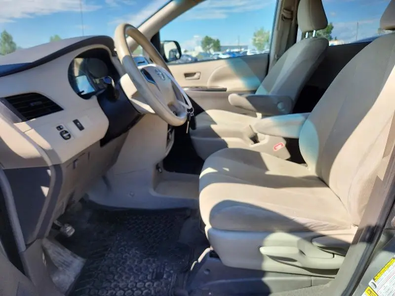 2011 TOYOTA SIENNA BASE 7-PASSENGER  