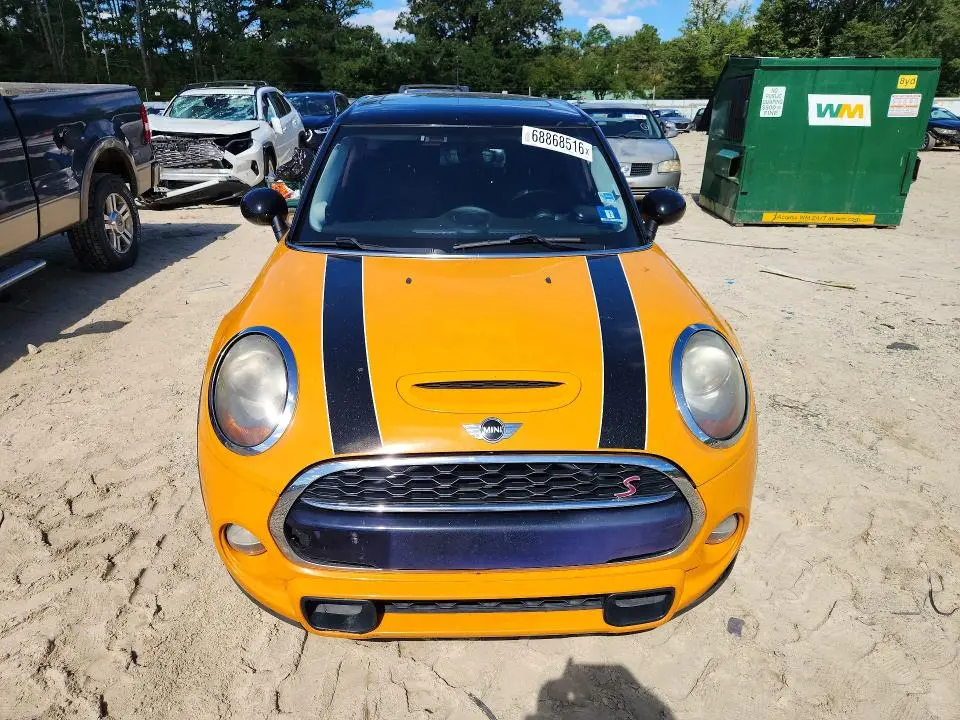 2015 MINI COOPER S  