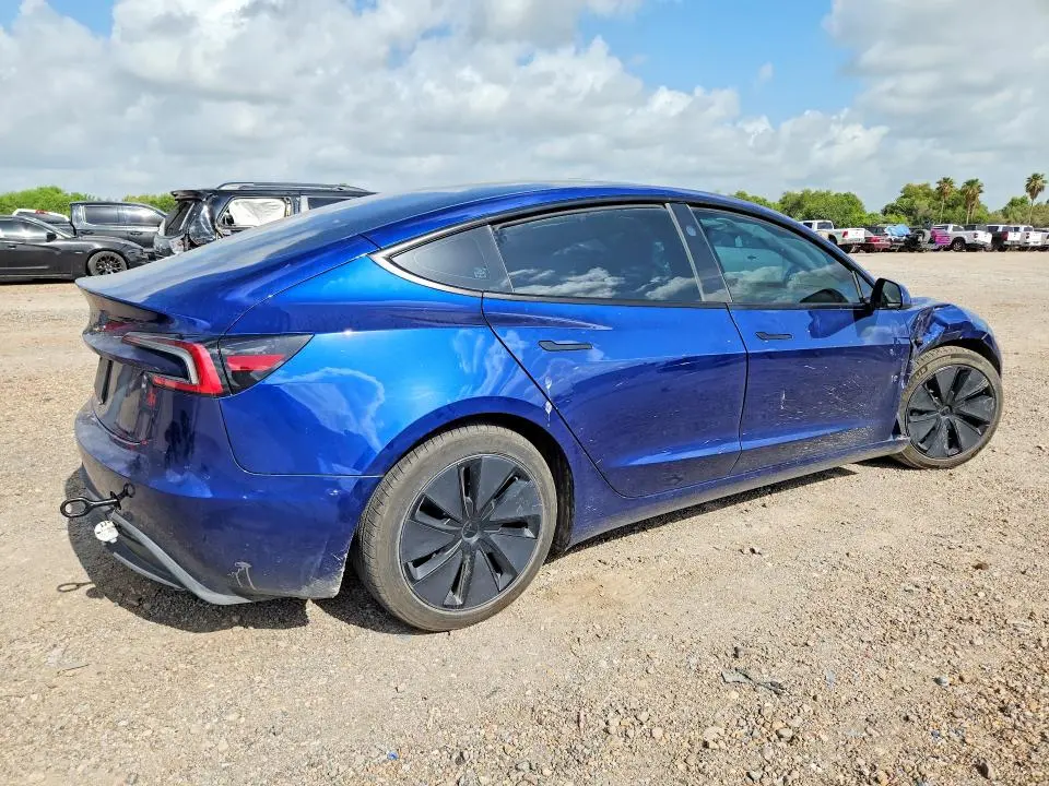 2025 TESLA MODEL 3   