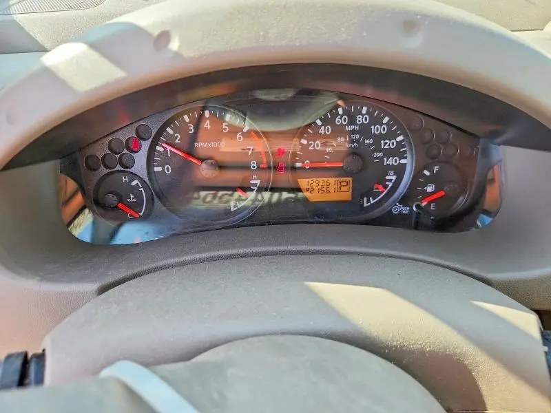 2010 NISSAN FRONTIER SE V6  