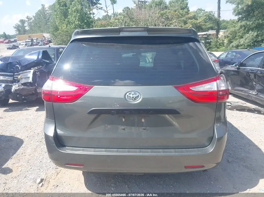 2018 TOYOTA SIENNA L 7 PASSENGER