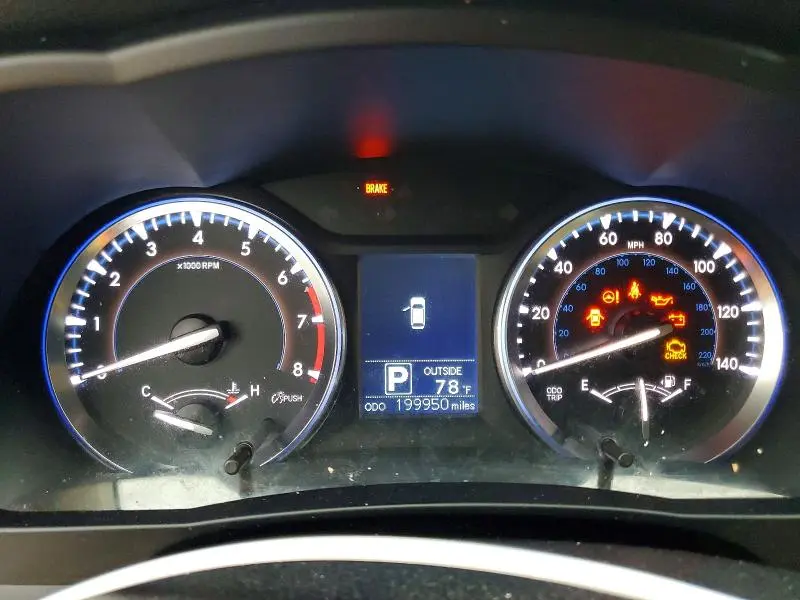 2014 TOYOTA HIGHLANDER LE PLUS  