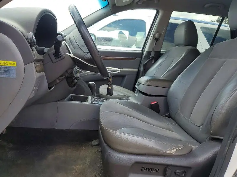 2010 HYUNDAI SANTA FE SE  