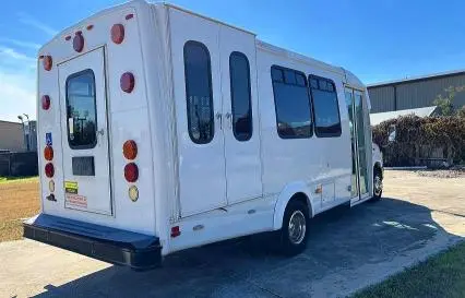 2014 FORD ECONOLINE E450 SUPER DUTY CUTAWAY VAN  
