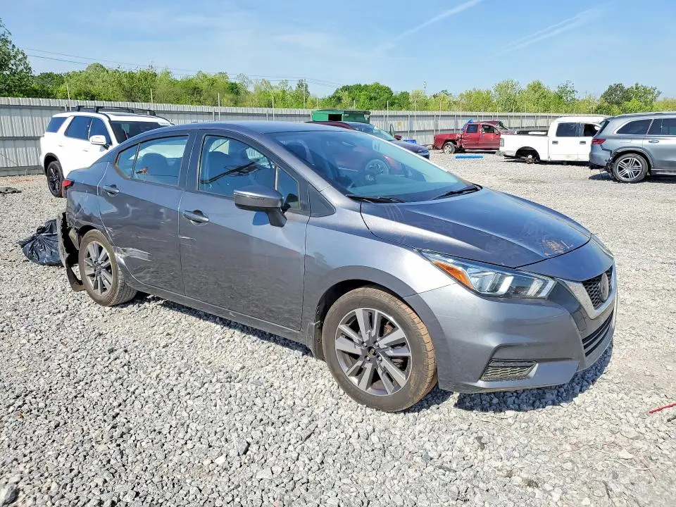 2020 NISSAN VERSA SV  