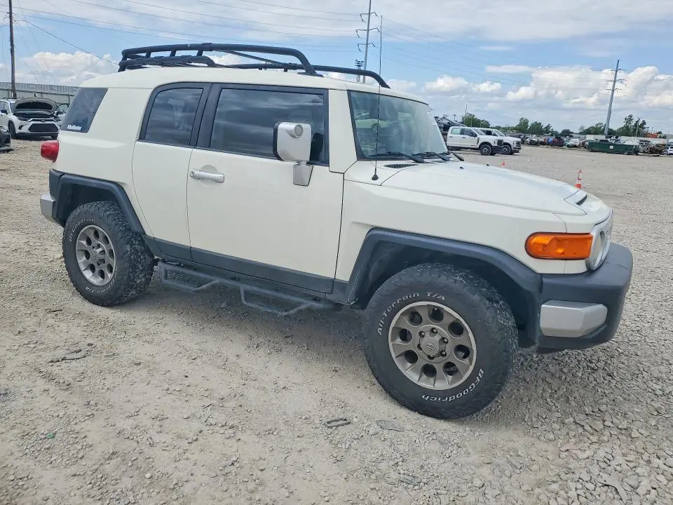 2012 TOYOTA FJ CRUISER BASE  