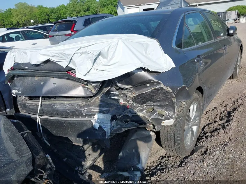 2017 TOYOTA CAMRY SE