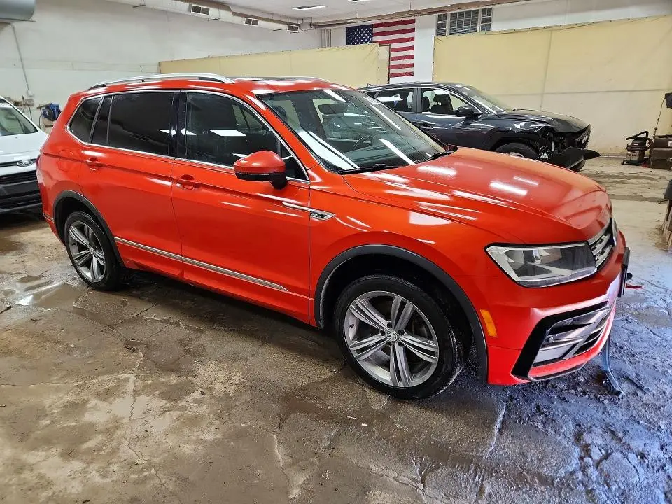 2019 VOLKSWAGEN TIGUAN SE  