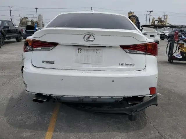 2019 LEXUS IS 300  