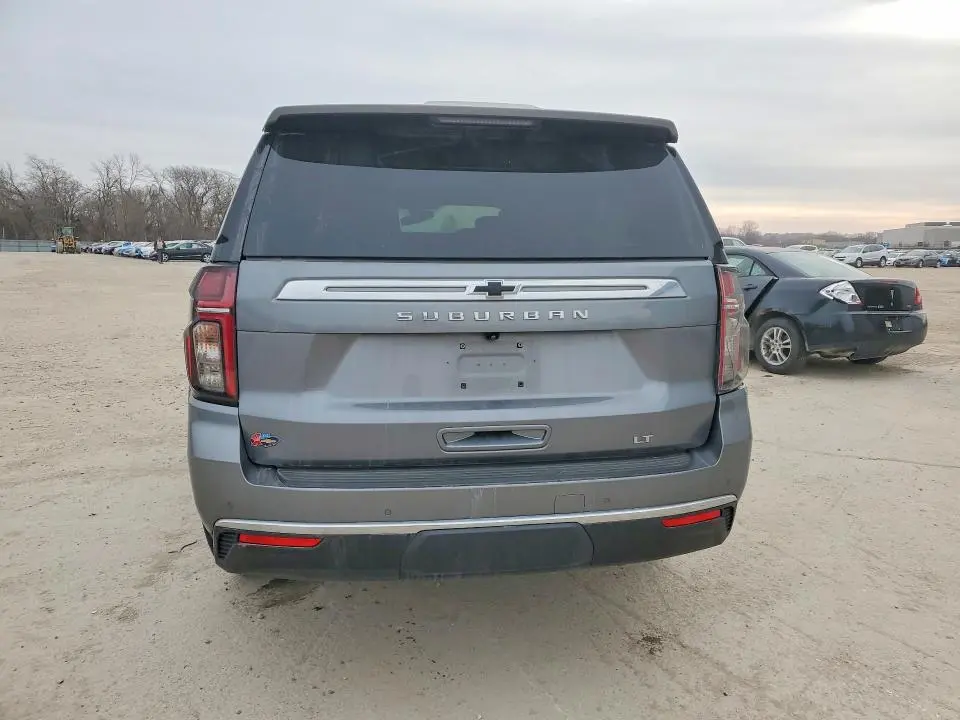 2021 CHEVROLET SUBURBAN K1500 LT  