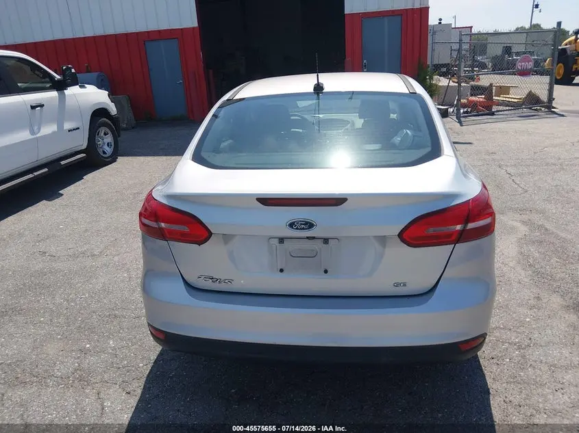 2017 FORD FOCUS SE