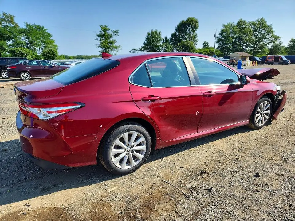 2019 TOYOTA CAMRY LE  